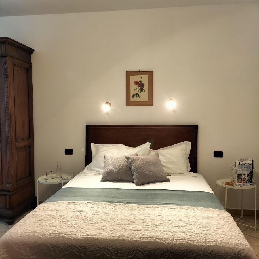 Stella D'Italia Bed & Breakfast Sparone Bagian luar foto